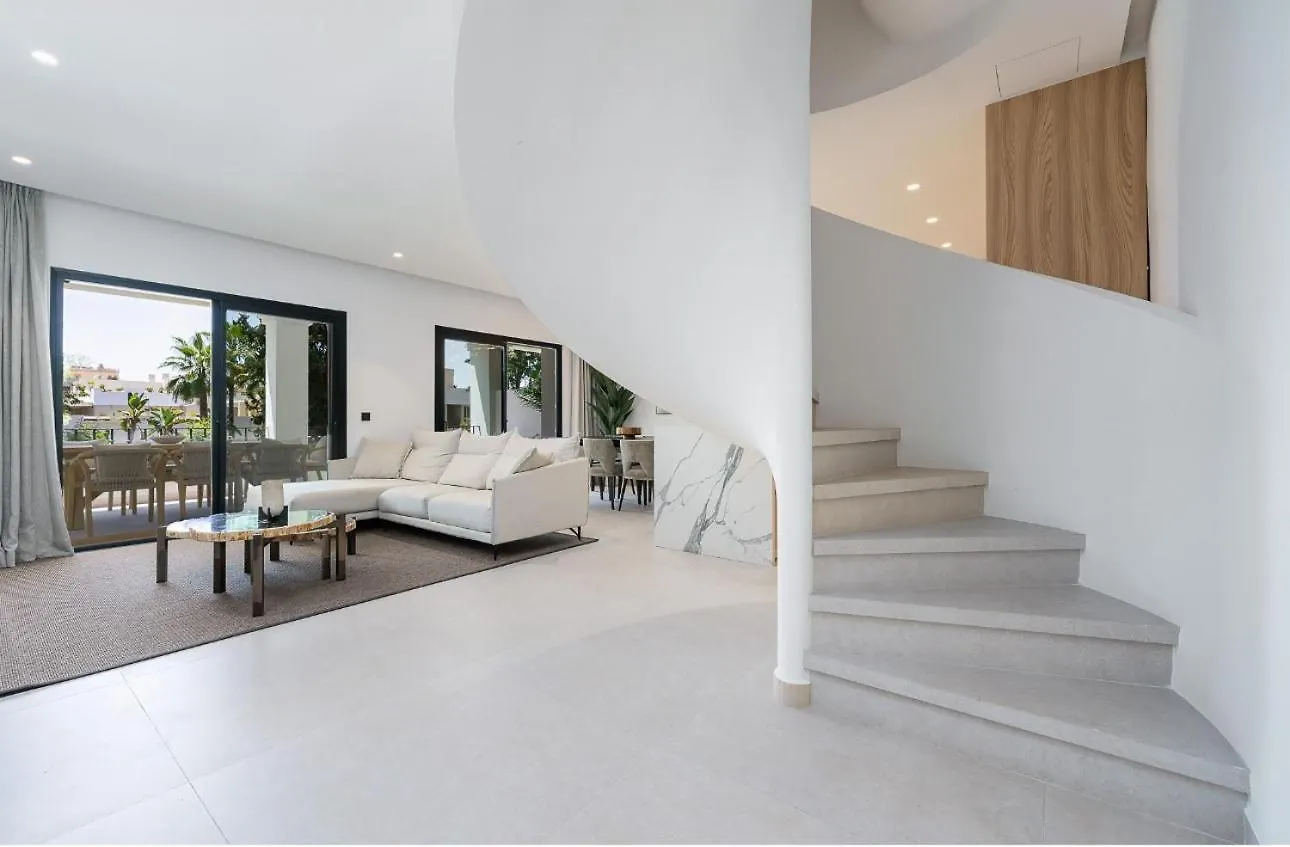 Triplex En Aloha Gardens, 4 Habitaciones Marbella