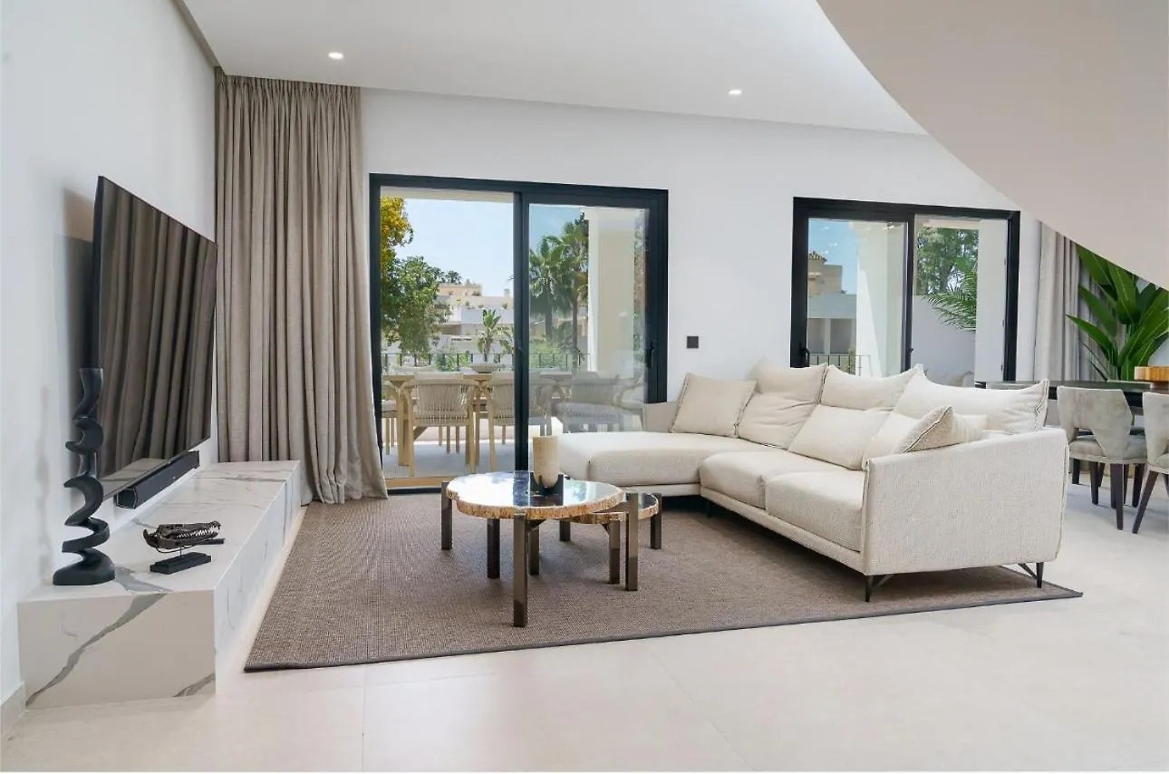 Triplex En Aloha Gardens, 4 Habitaciones Marbella